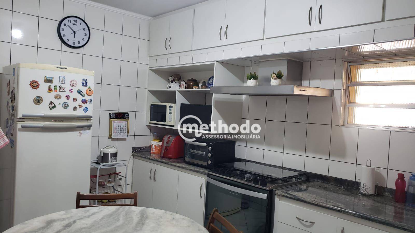 Casa à venda com 4 quartos, 205m² - Foto 26