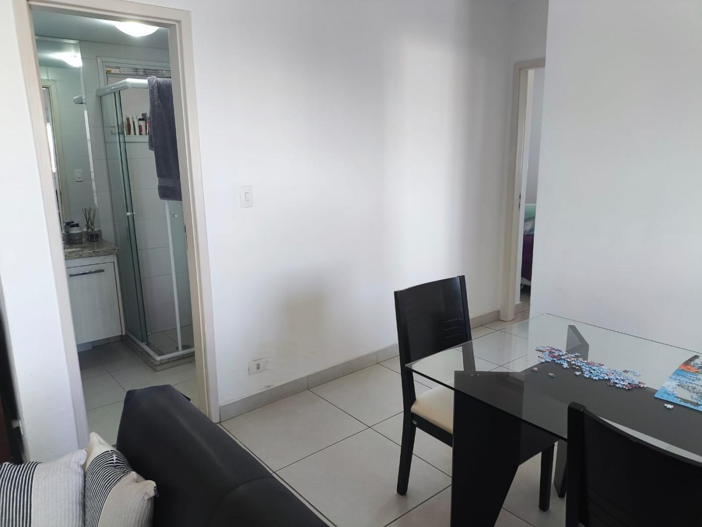 Apartamento à venda com 2 quartos, 70m² - Foto 3