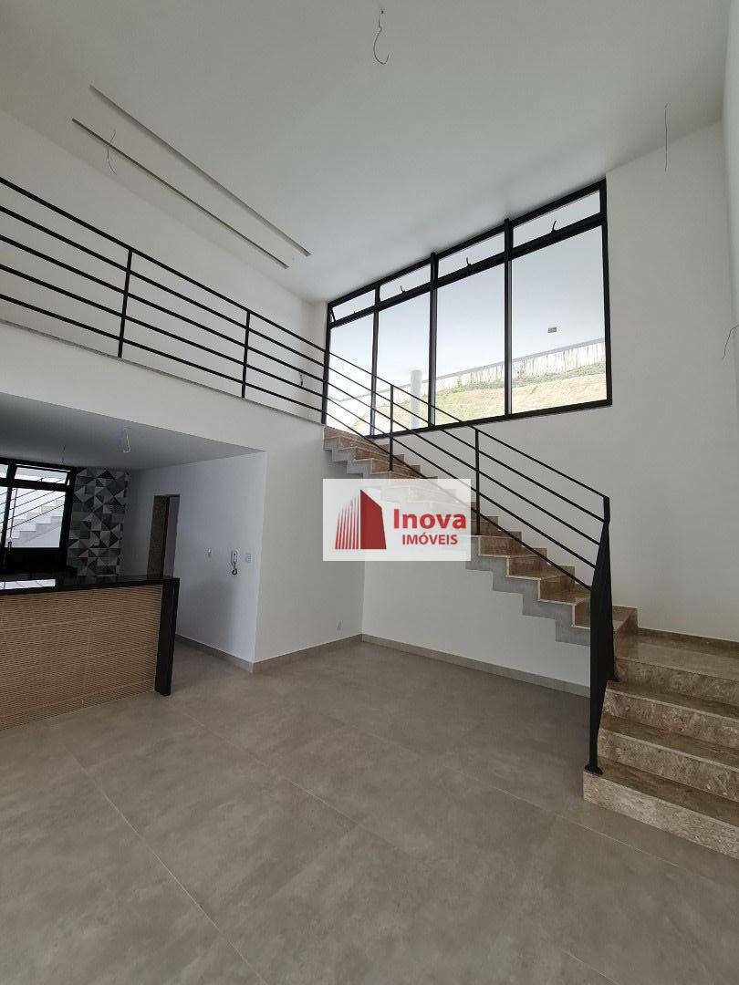 Casa de Condomínio à venda com 3 quartos, 349m² - Foto 4