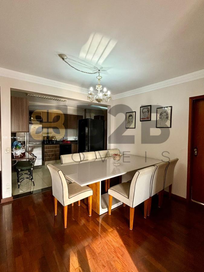 Apartamento à venda com 3 quartos, 147m² - Foto 3