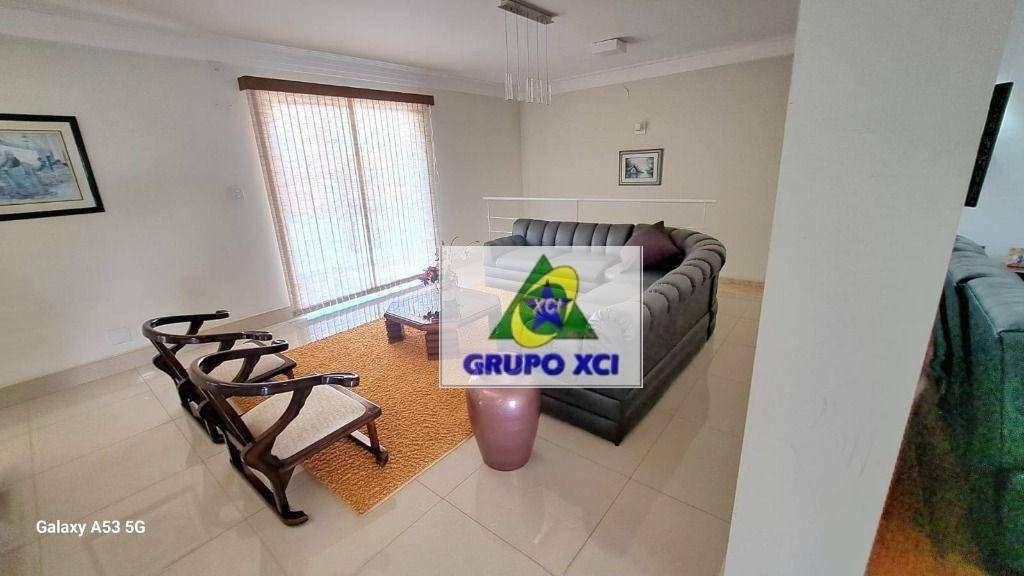 Casa para alugar com 4 quartos, 800m² - Foto 58