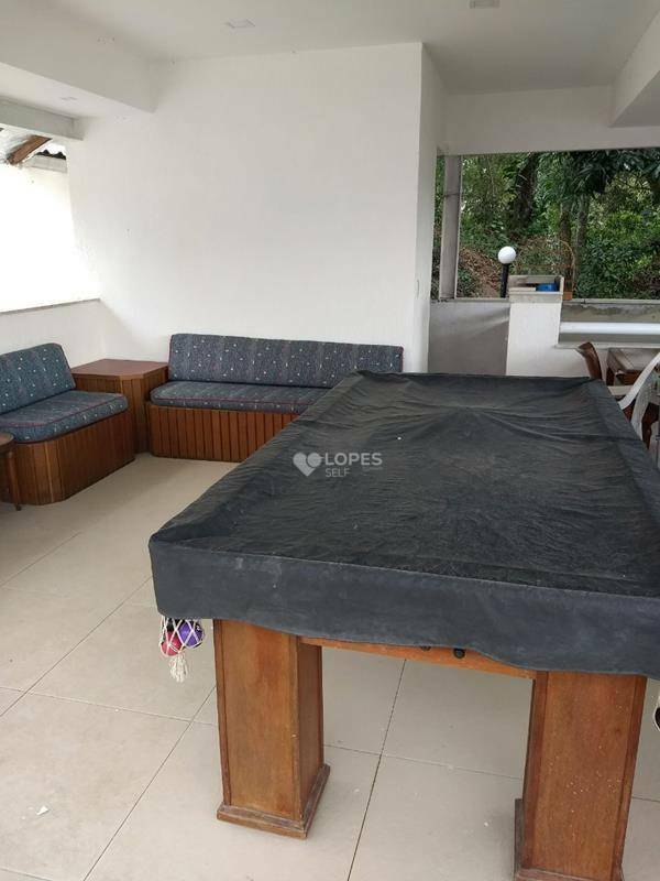 Casa de Condomínio à venda com 4 quartos, 420m² - Foto 18