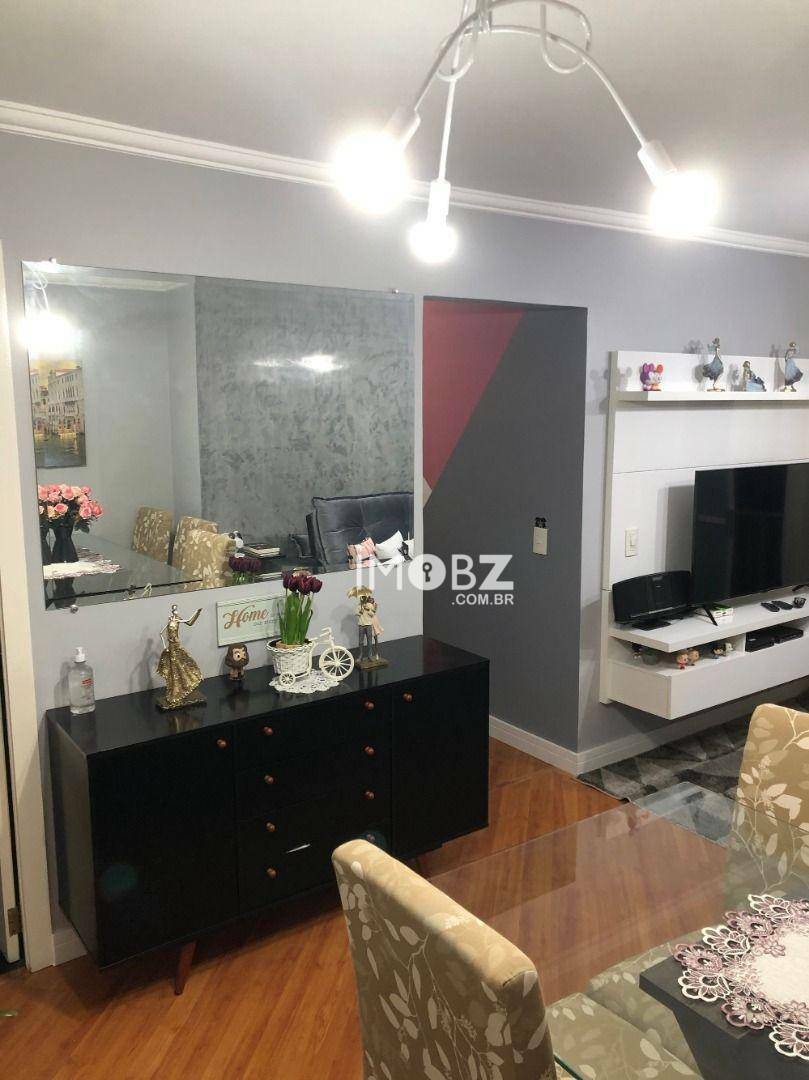 Apartamento à venda com 3 quartos, 76m² - Foto 2