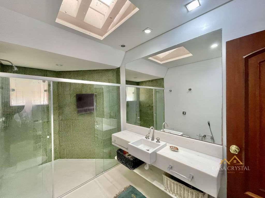 Casa de Condomínio à venda com 4 quartos, 615m² - Foto 44