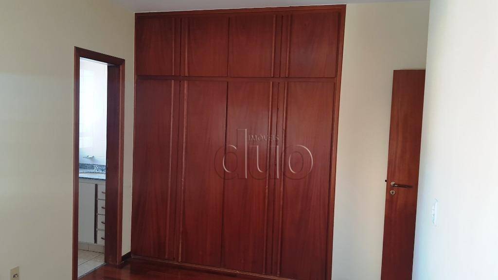 Apartamento à venda com 3 quartos, 113m² - Foto 18