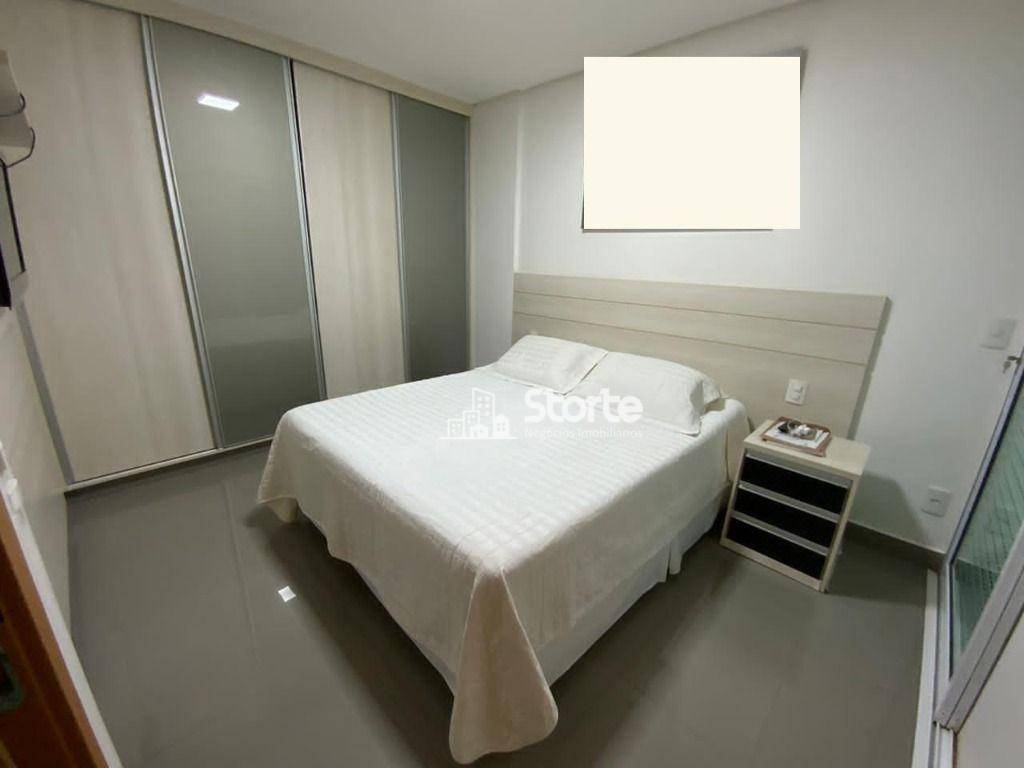 Apartamento à venda com 3 quartos, 112m² - Foto 4