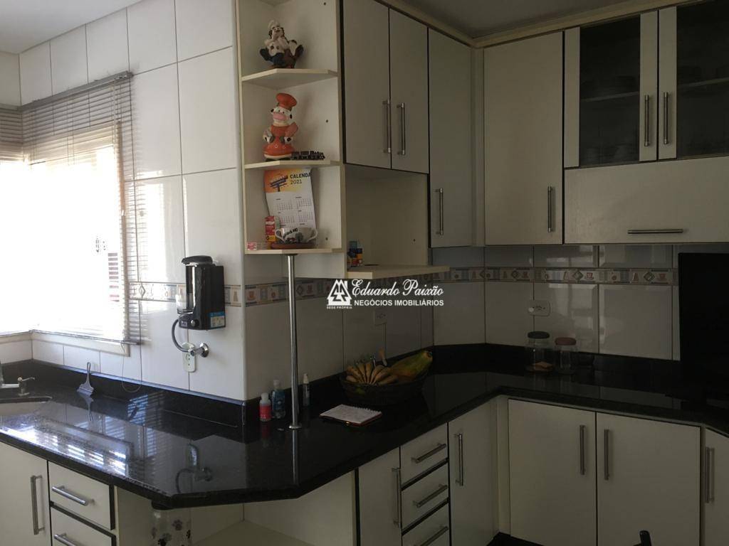 Sobrado à venda com 4 quartos, 372m² - Foto 10