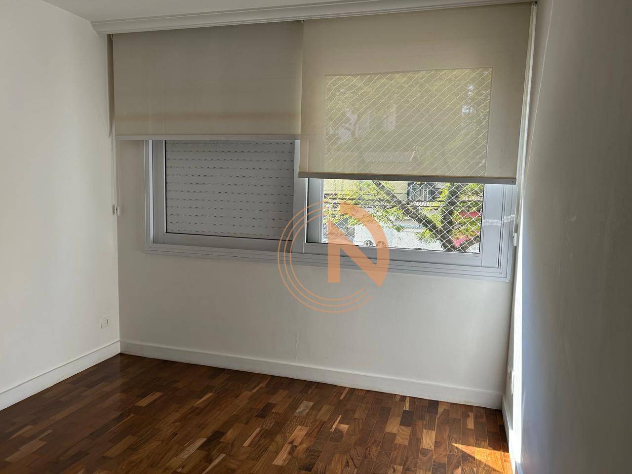 Apartamento para alugar com 3 quartos, 120m² - Foto 14