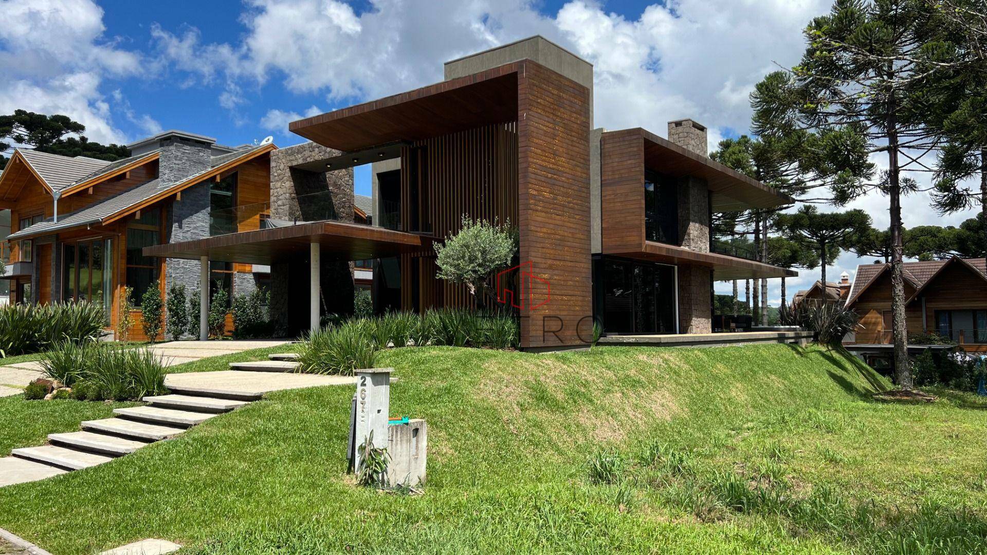 Casa de Condomínio à venda com 4 quartos, 559m² - Foto 1