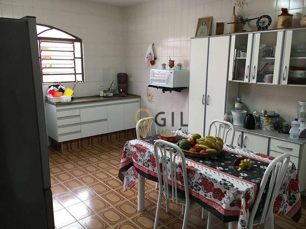 Casa à venda com 3 quartos, 115m² - Foto 11