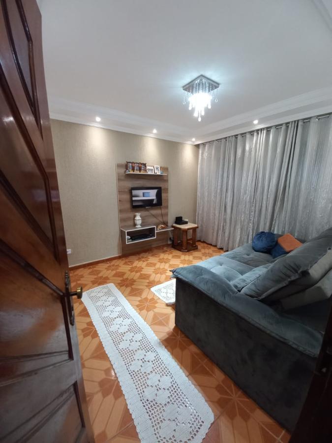 Casa à venda com 2 quartos, 265m² - Foto 1