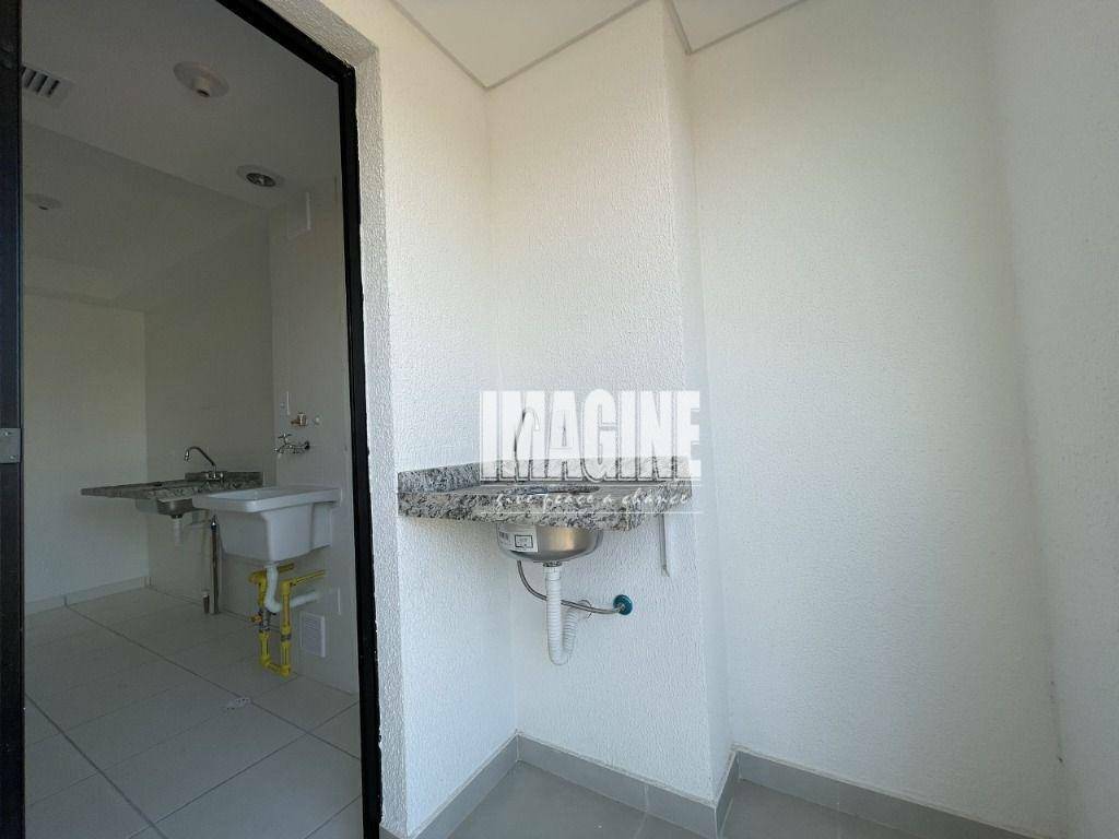 Apartamento à venda com 2 quartos, 44m² - Foto 7