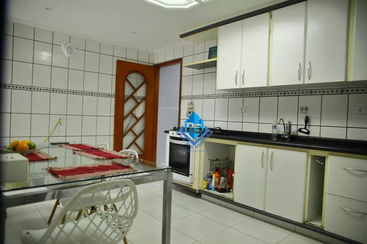 Sobrado, 4 quartos, 230 m² - Foto 4