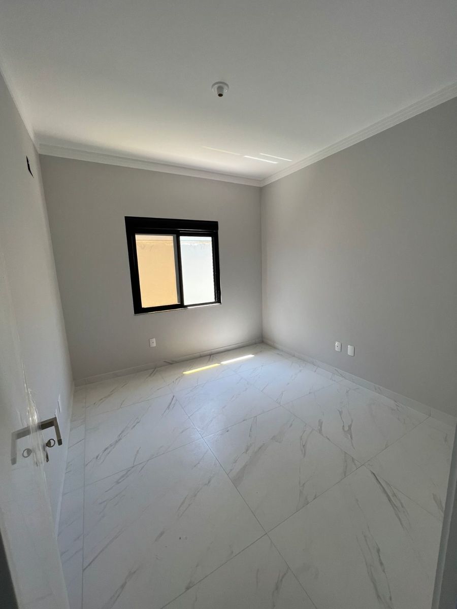 Casa à venda com 3 quartos, 104m² - Foto 12