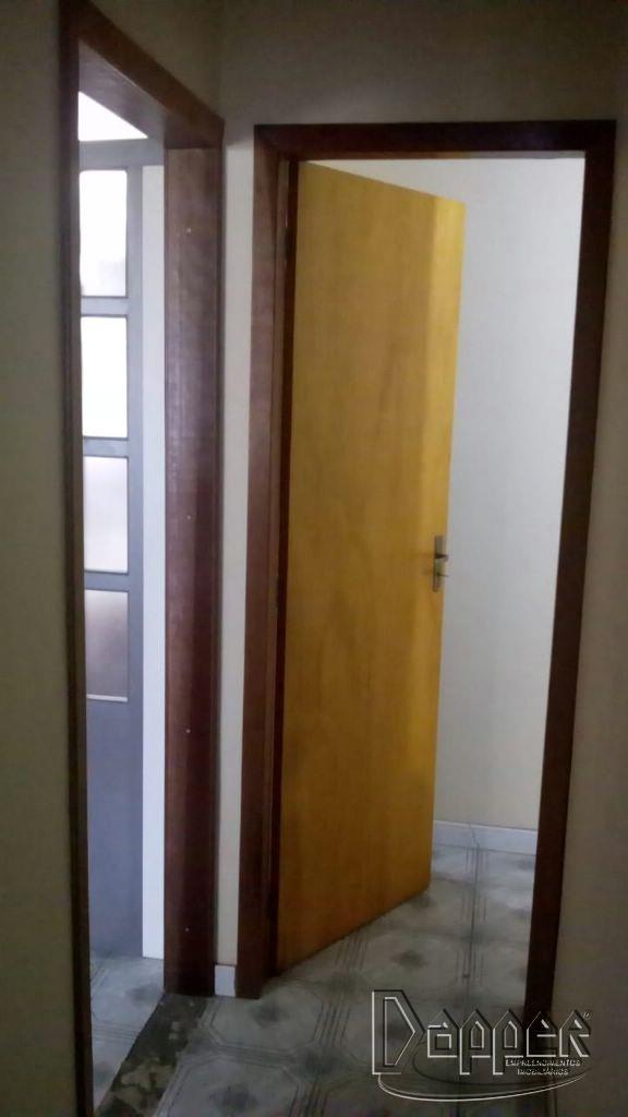 Casa à venda com 3 quartos, 100m² - Foto 5