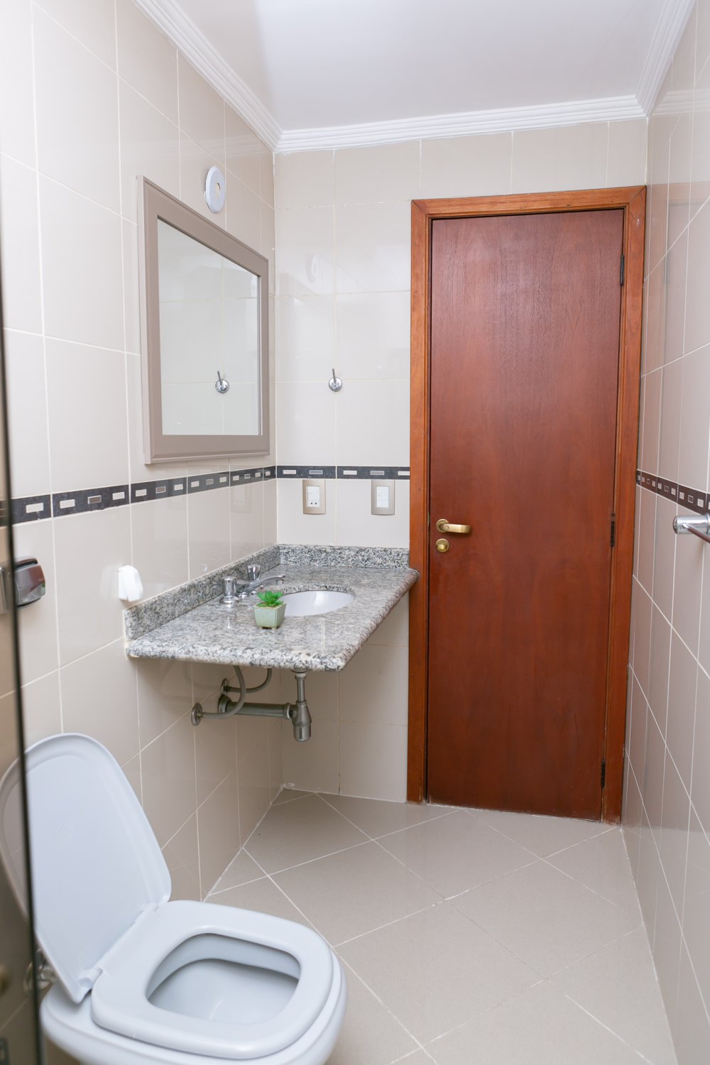 Apartamento para alugar com 4 quartos, 193m² - Foto 18