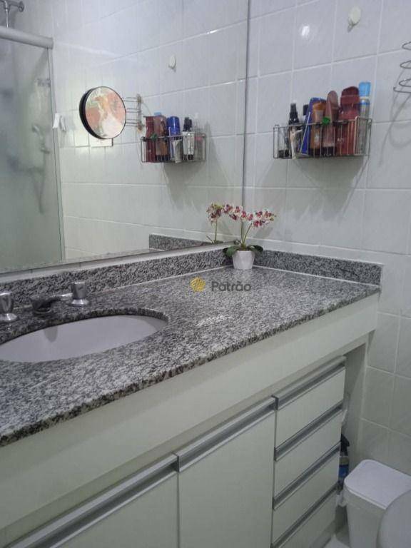 Apartamento à venda com 3 quartos, 97m² - Foto 33