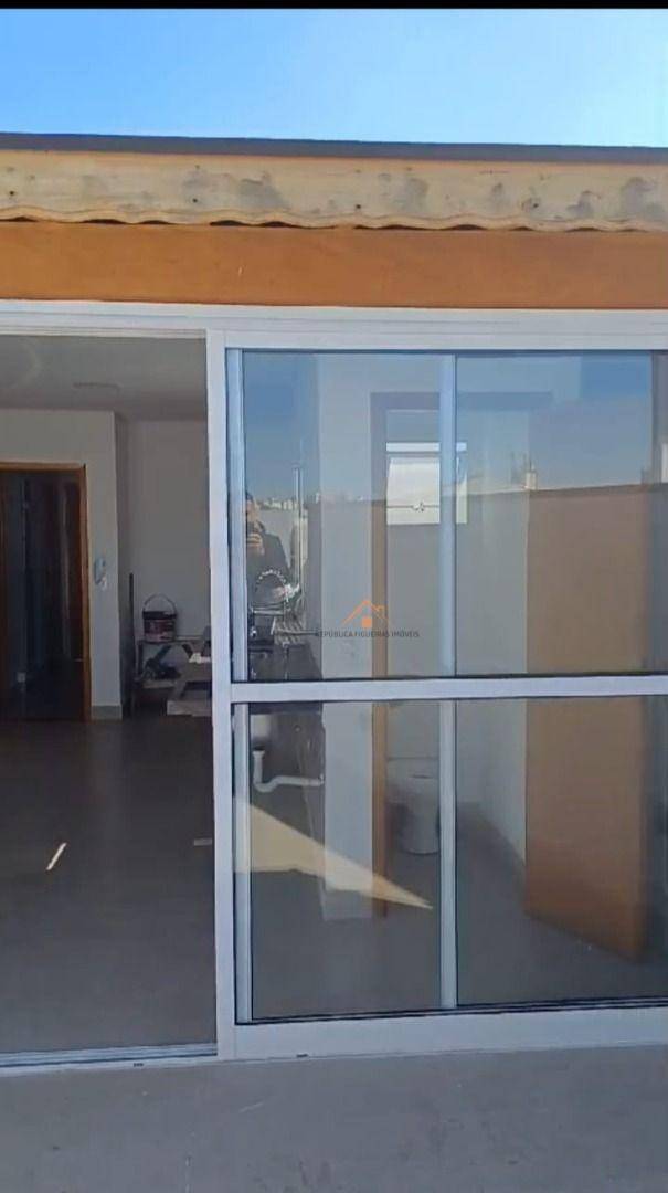 Cobertura à venda com 2 quartos, 100m² - Foto 1