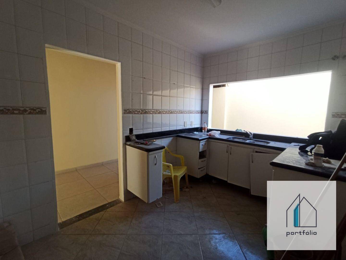 Casa à venda com 4 quartos, 212m² - Foto 6