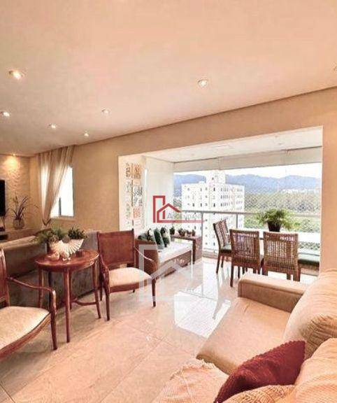 Apartamento à venda com 3 quartos, 123m² - Foto 6