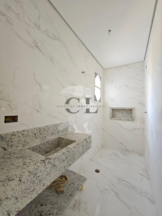 Casa à venda com 2 quartos, 140m² - Foto 14