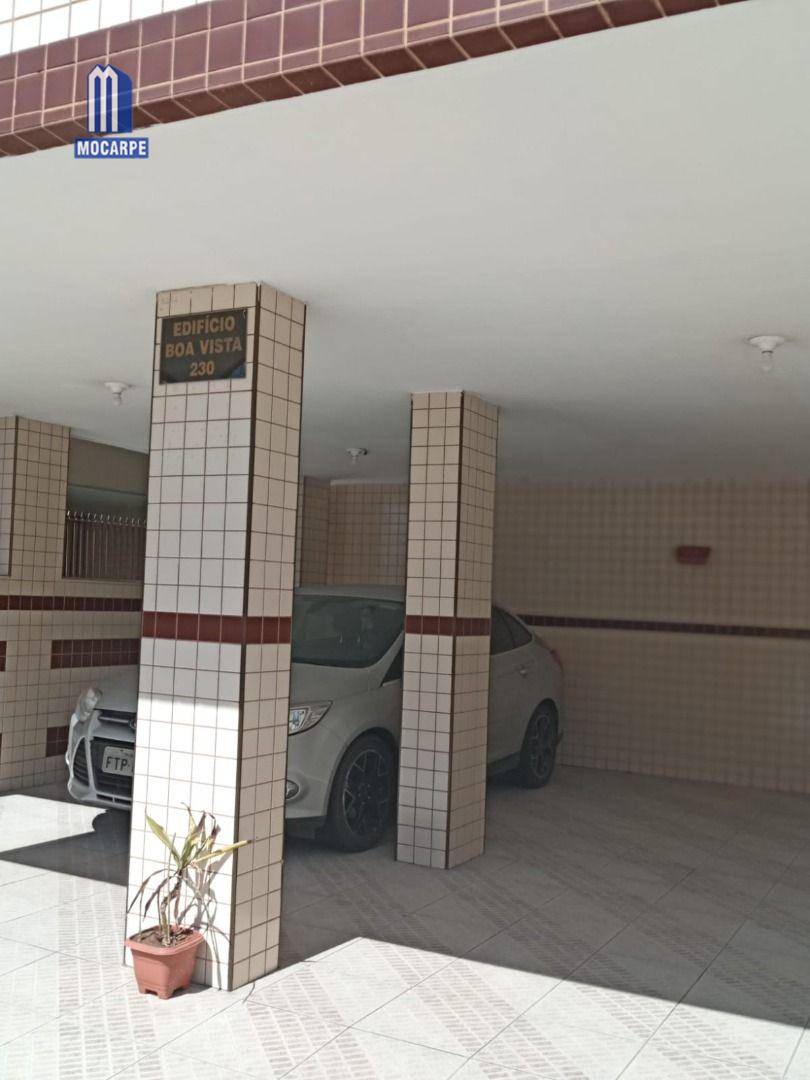 Apartamento à venda com 2 quartos, 61m² - Foto 2