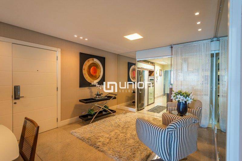 Apartamento à venda com 4 quartos, 232m² - Foto 13