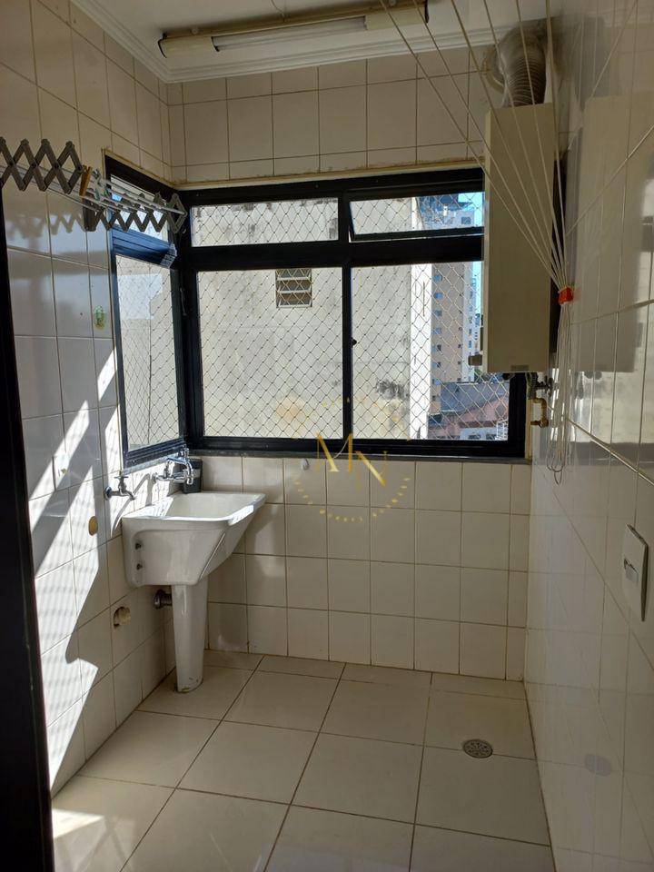 Apartamento à venda com 2 quartos, 70m² - Foto 15