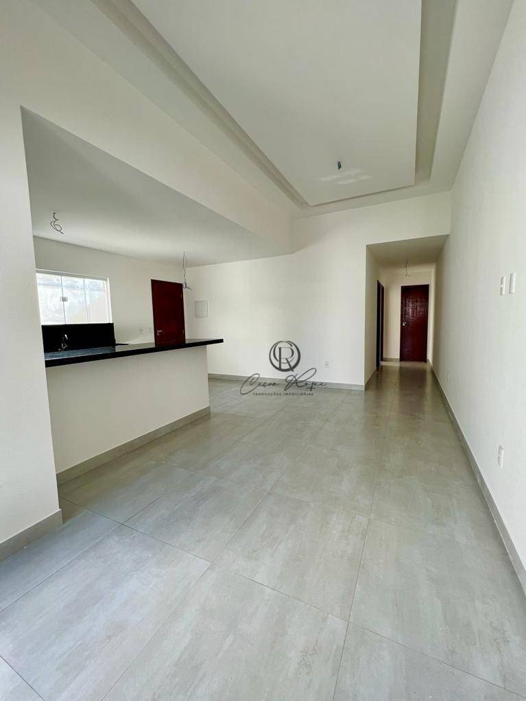 Casa à venda com 2 quartos, 72m² - Foto 11