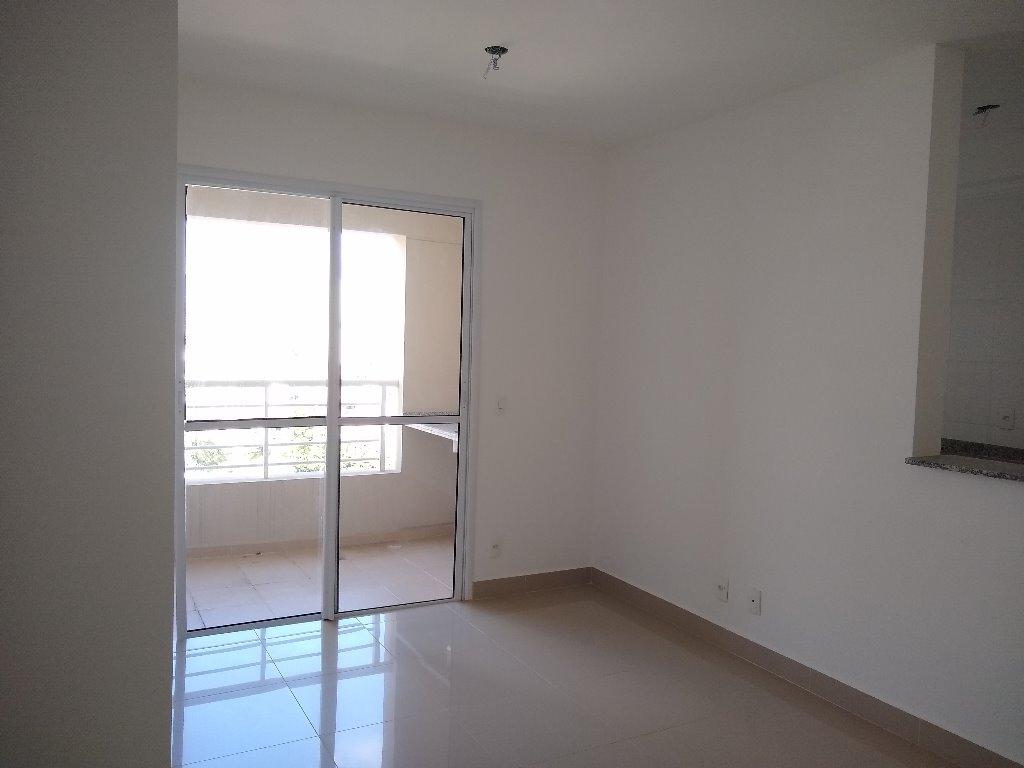 Apartamento para alugar com 2 quartos, 65m² - Foto 6