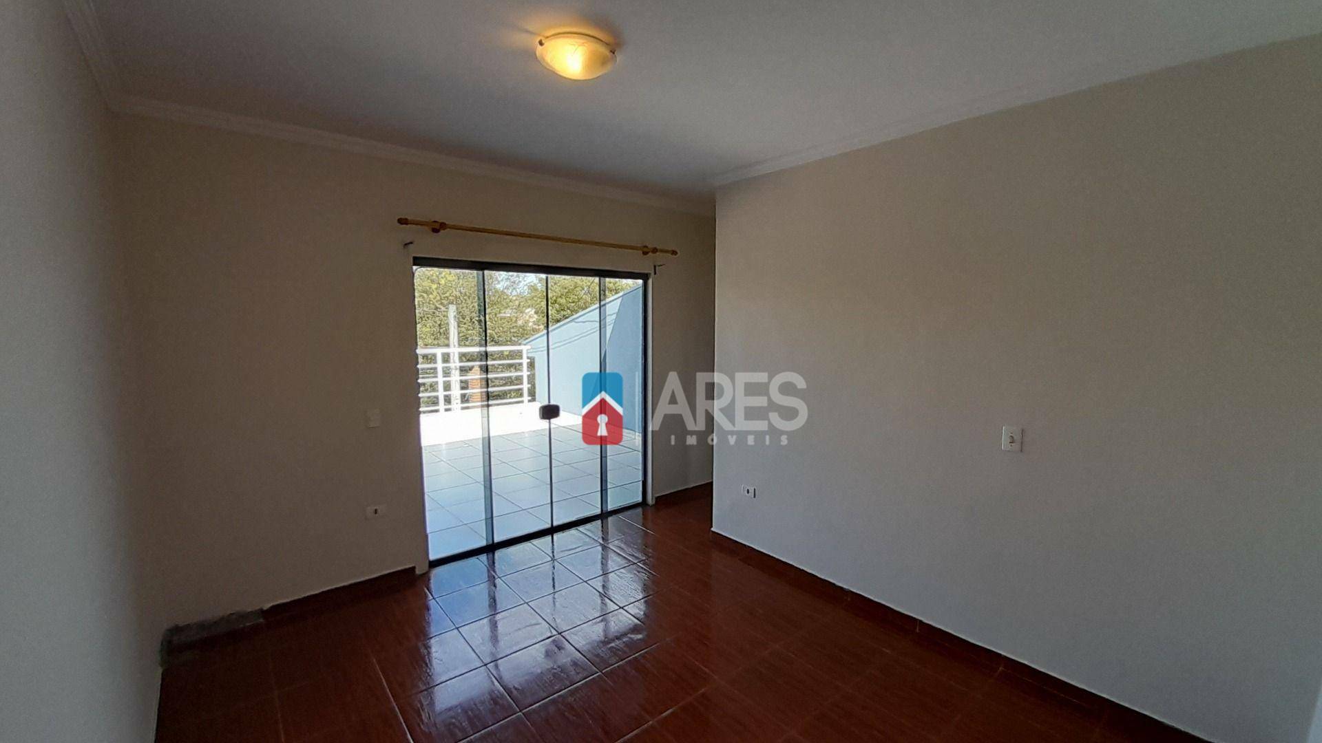 Casa para alugar com 3 quartos, 220m² - Foto 10