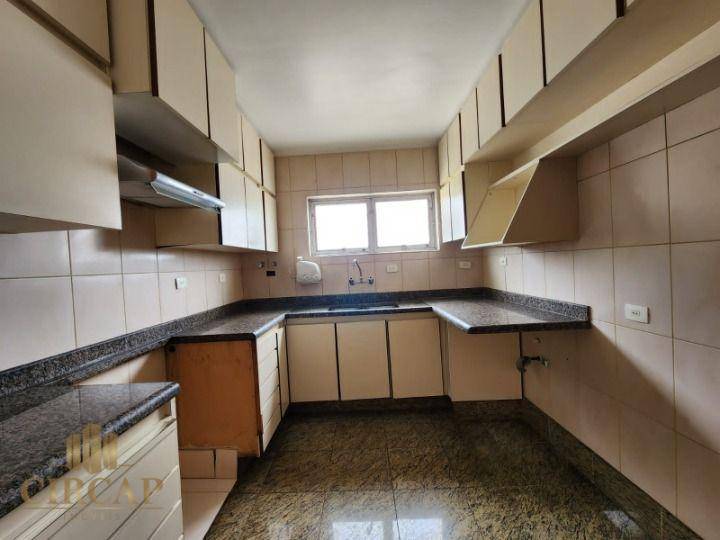 Apartamento à venda com 3 quartos, 160m² - Foto 7