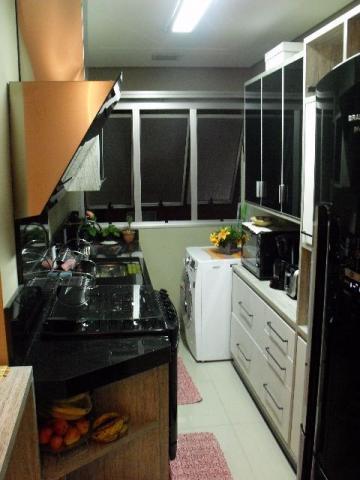 Apartamento à venda com 2 quartos, 60m² - Foto 11