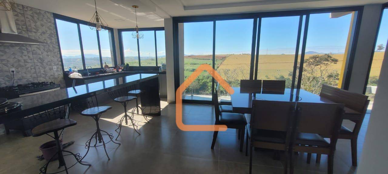 Casa, 3 quartos, 296 m² - Foto 2