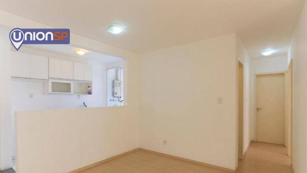 Apartamento à venda com 3 quartos, 69m² - Foto 2