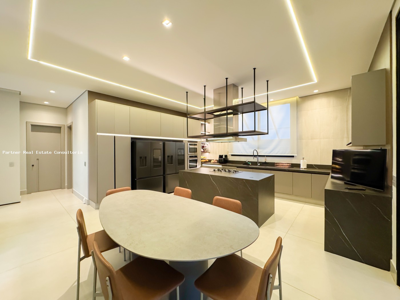 Casa de Condomínio à venda com 5 quartos, 1012m² - Foto 8