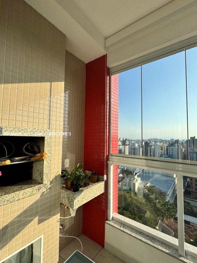 Apartamento à venda com 2 quartos, 69m² - Foto 1