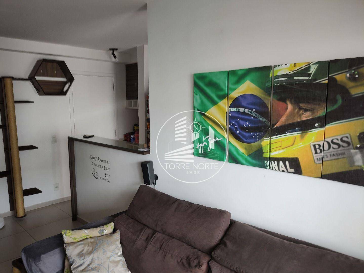 Apartamento à venda com 2 quartos, 62m² - Foto 3