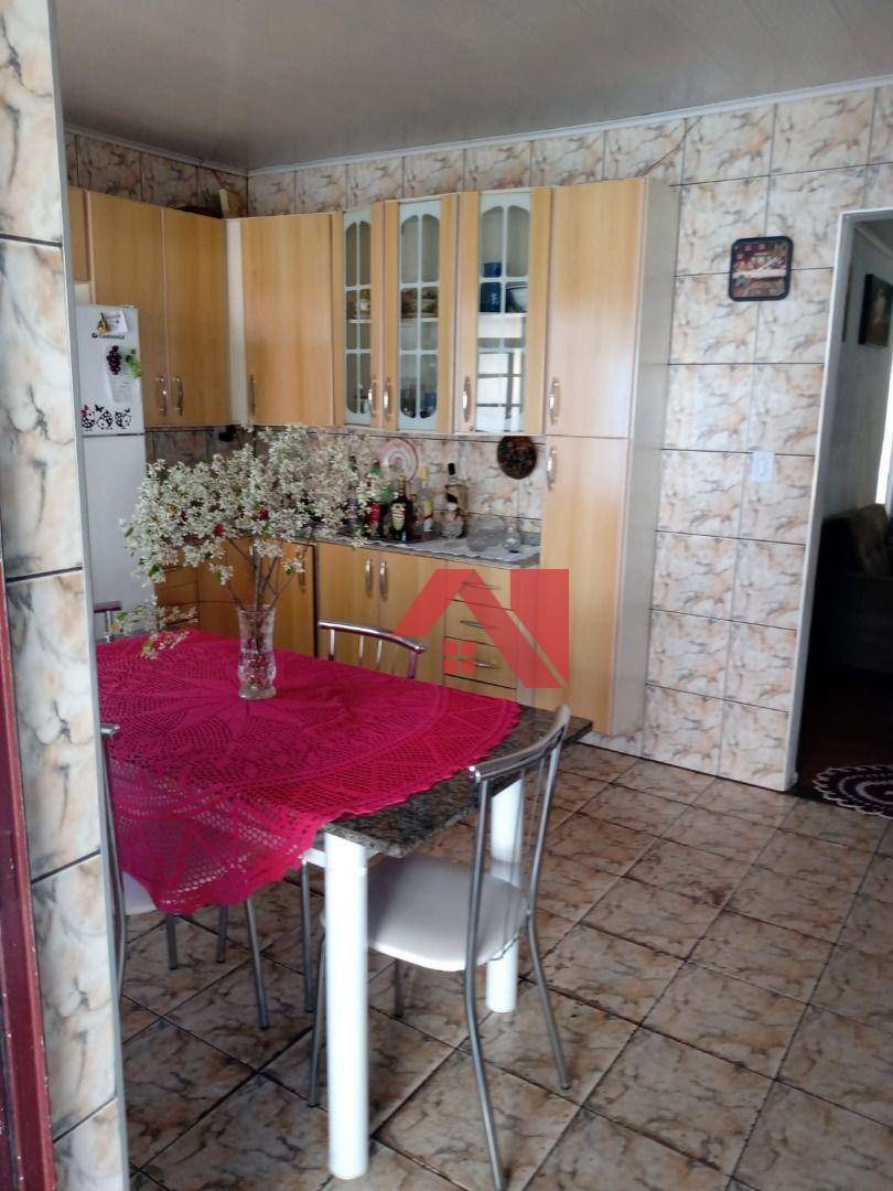 Casa à venda com 3 quartos, 97m² - Foto 4