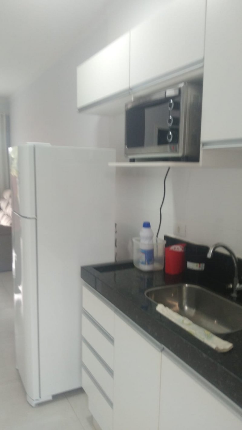 Apartamento à venda com 2 quartos, 75m² - Foto 6