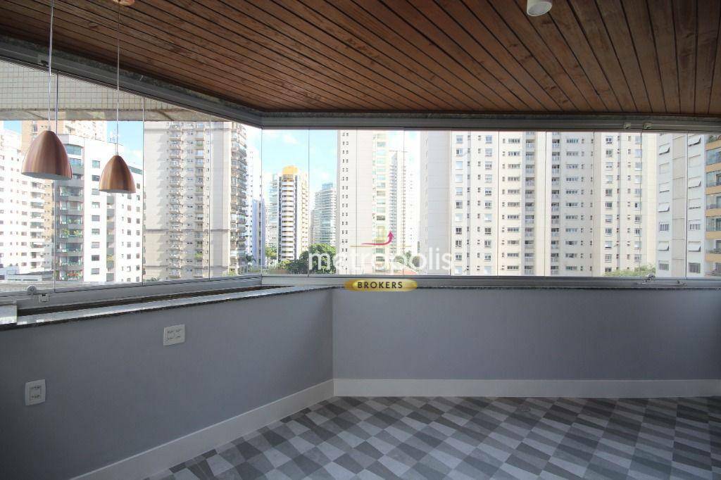 Apartamento à venda com 3 quartos, 244m² - Foto 8