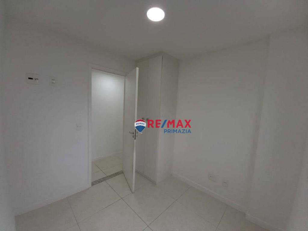 Apartamento para alugar com 3 quartos, 78m² - Foto 14