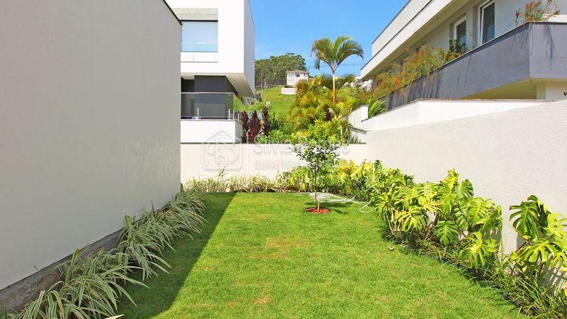 Sobrado à venda com 4 quartos, 300m² - Foto 24