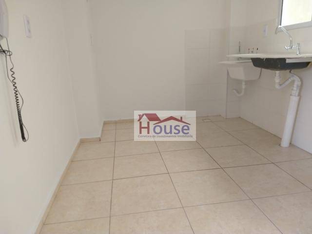 Apartamento à venda com 2 quartos, 40m² - Foto 4