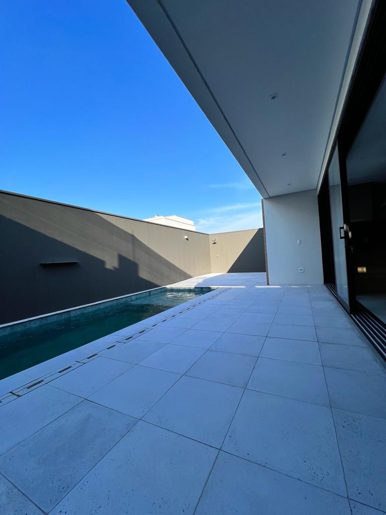 Casa à venda com 4 quartos, 267m² - Foto 19