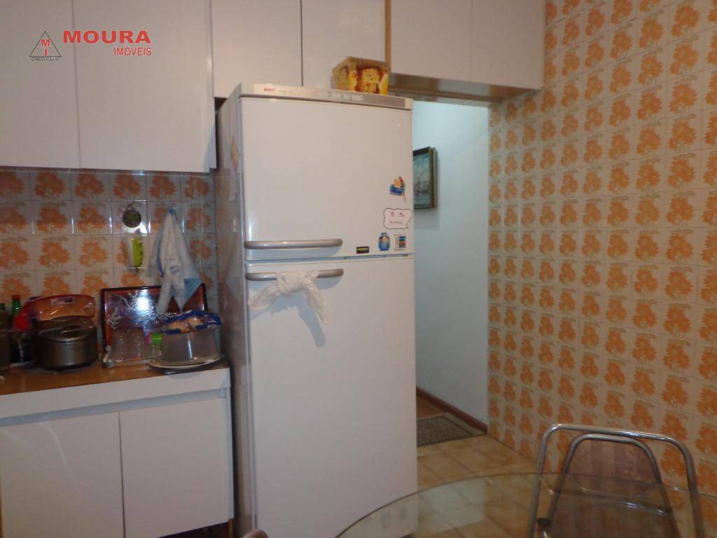 Sobrado à venda com 3 quartos, 140m² - Foto 4