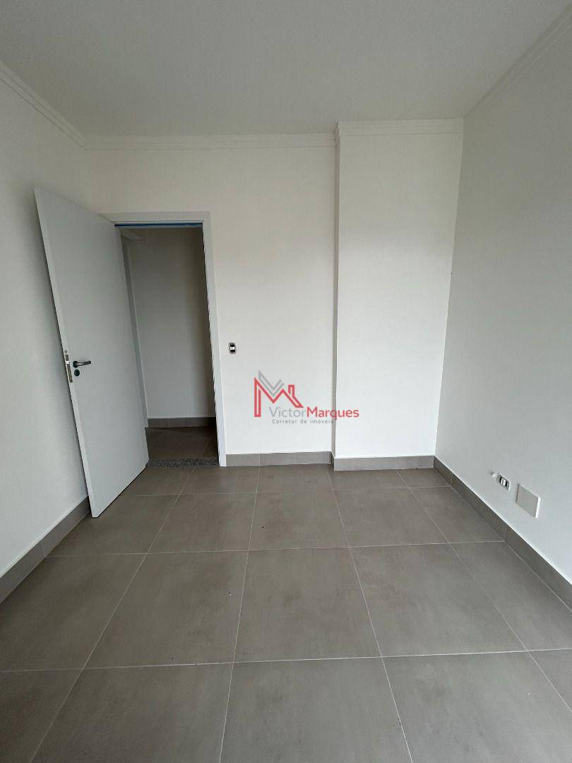 Apartamento à venda com 3 quartos, 98m² - Foto 18