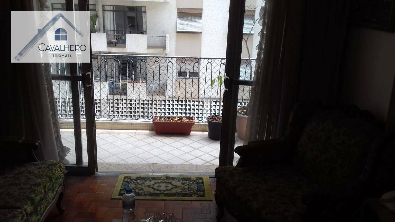 Apartamento à venda com 3 quartos, 136m² - Foto 10