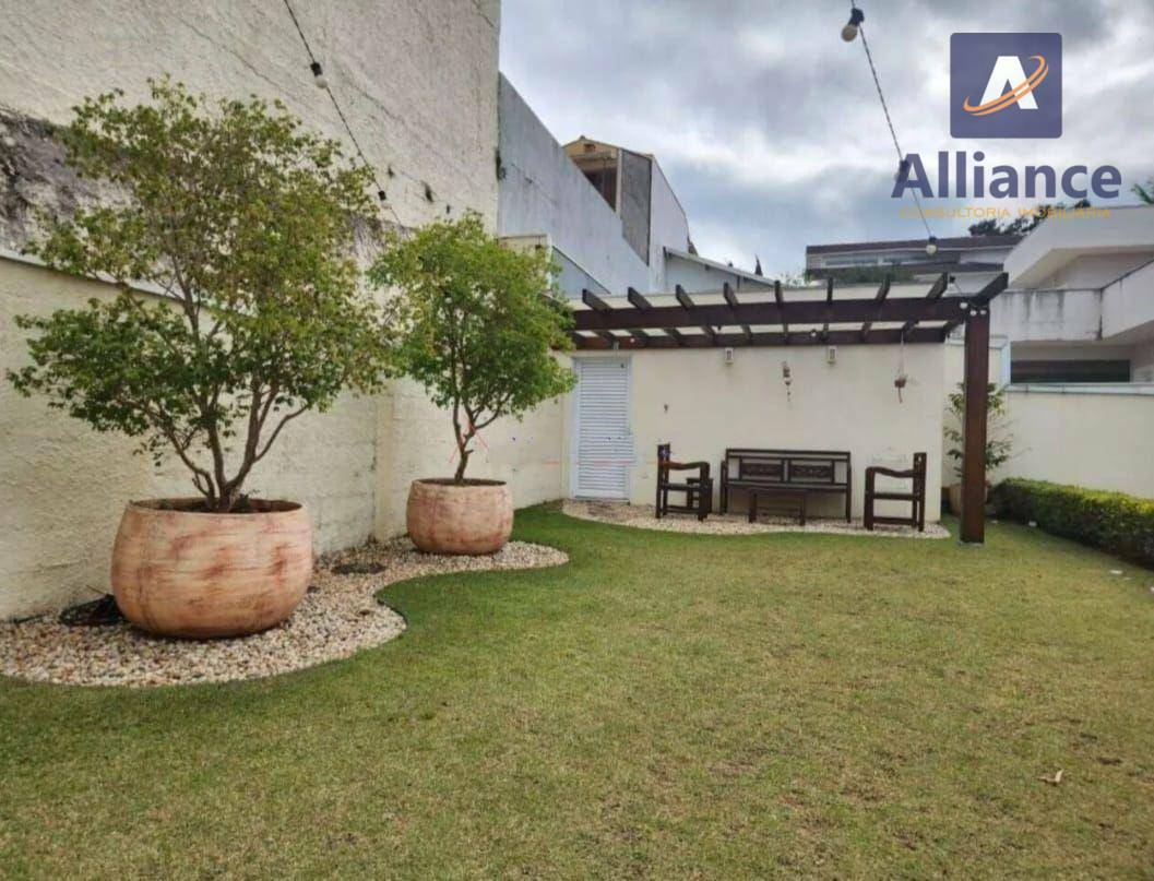 Casa à venda e aluguel com 3 quartos, 250m² - Foto 14