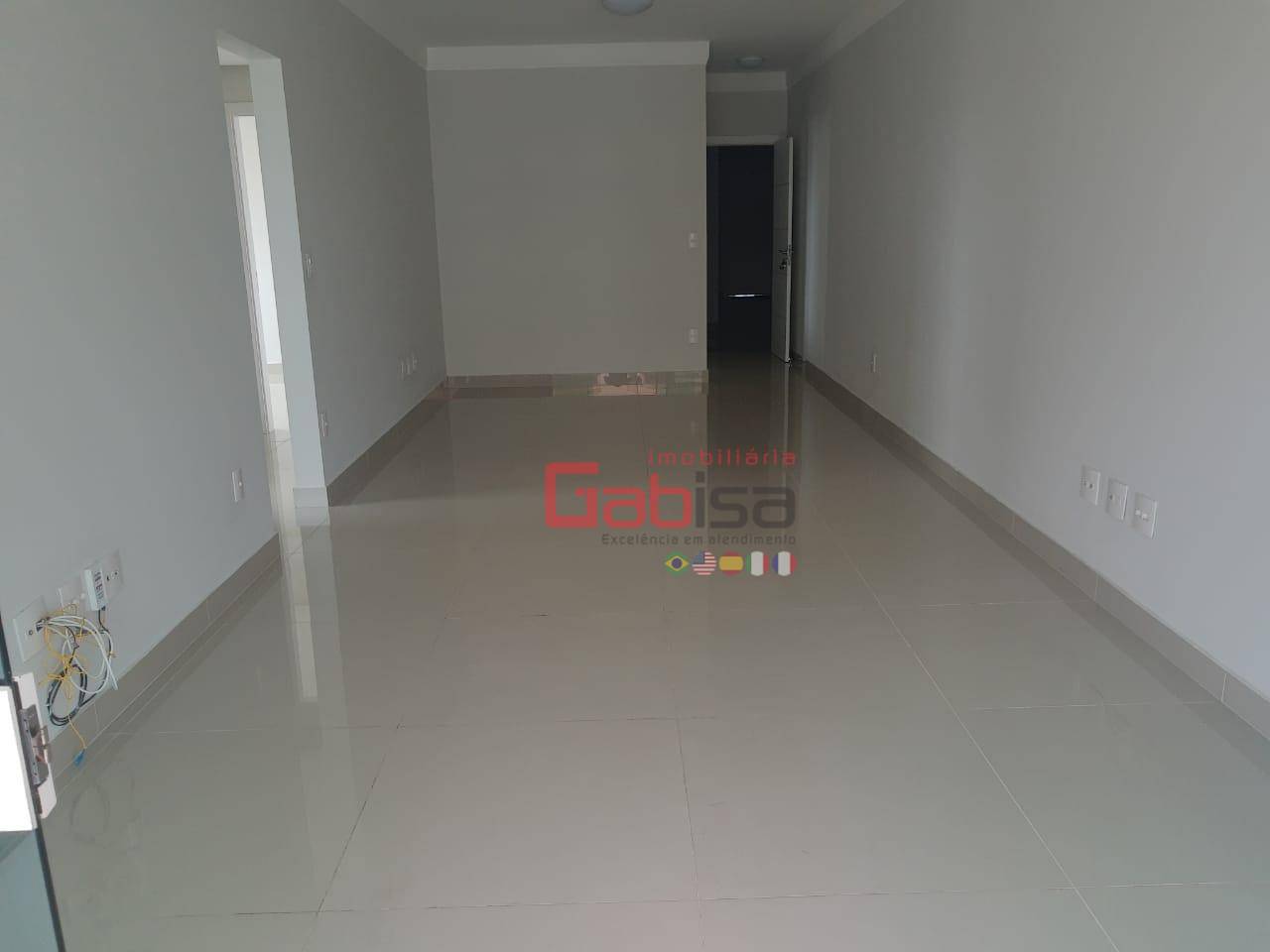 Apartamento para alugar com 3 quartos, 130m² - Foto 2